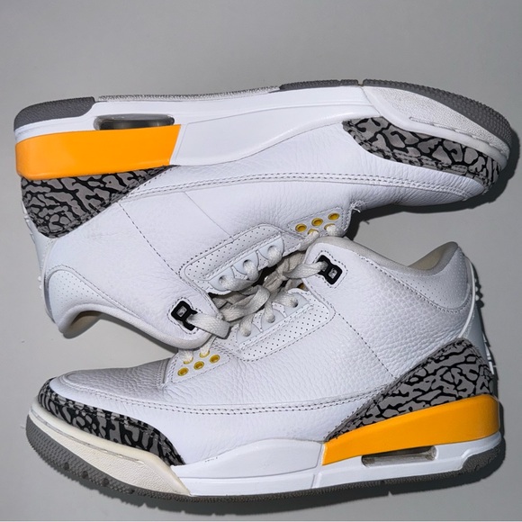 Jordan 3 Laser Orange - Picture 3 of 5